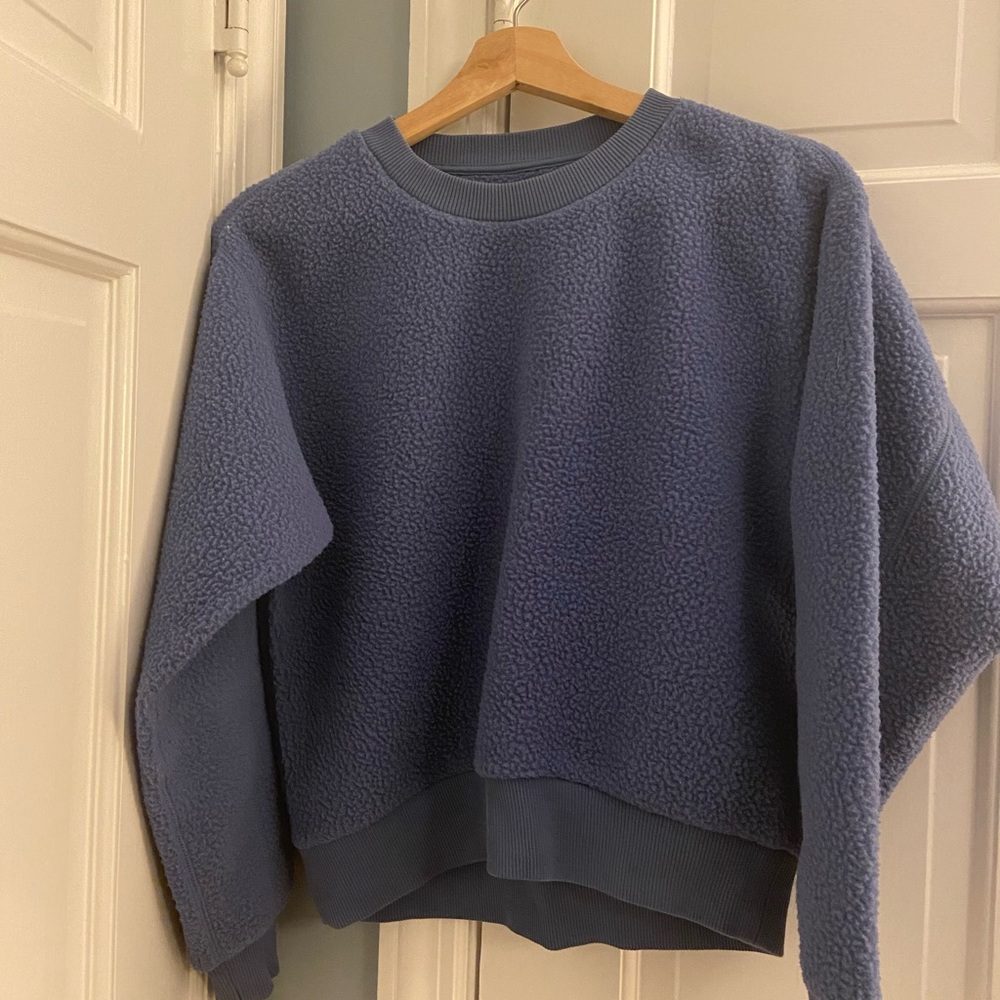 Everlane fleece crew neck / Color: Blue / Size: XS